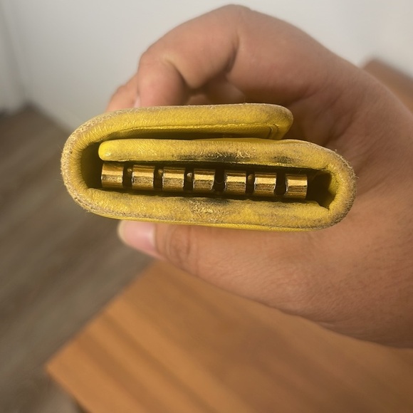 MIU MIU MATELASSÉ KEY HOLDER WALLET - Picture 7 of 8